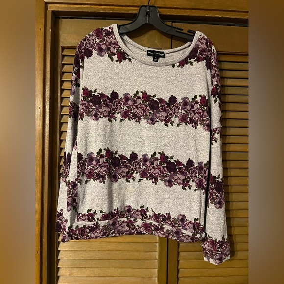 Mason & Mackenzie Sweaters - cute floral sweater